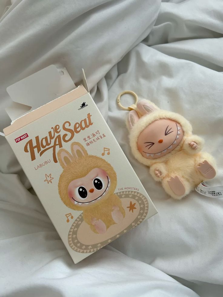 ✨ Labubu Doll – Cute &amp; Collectible Designer Toy