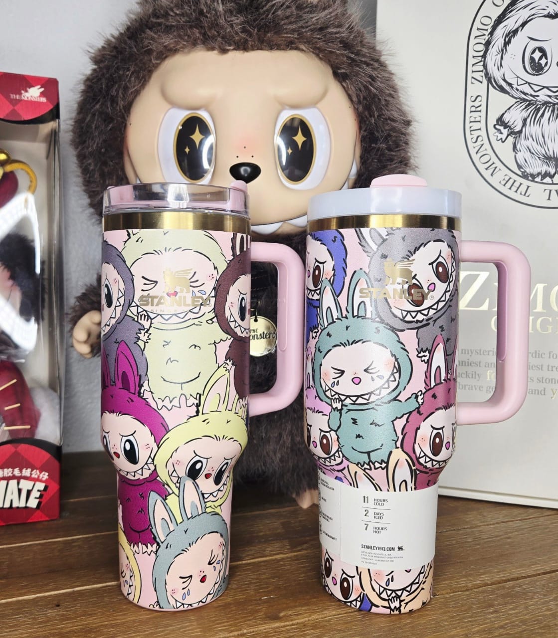 “Labubu Mood™ Premium Tumbler – HD Art Print | 1200ML | Leak-Proof & Stylish”