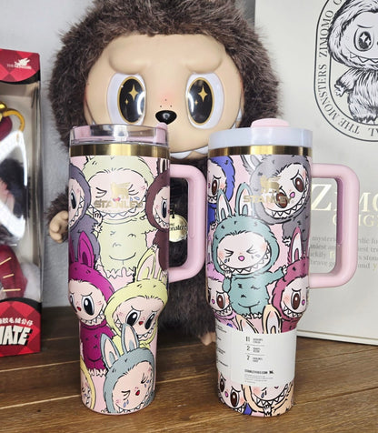 “Labubu Mood™ Premium Tumbler – HD Art Print | 1200ML | Leak-Proof & Stylish”